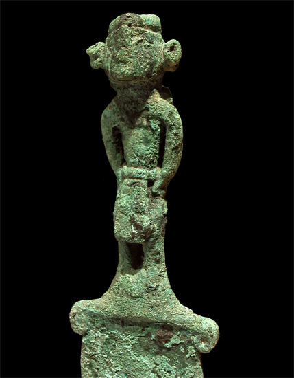 Ritual Knife Dong Son Culture 5-4 C. BC Vietnam