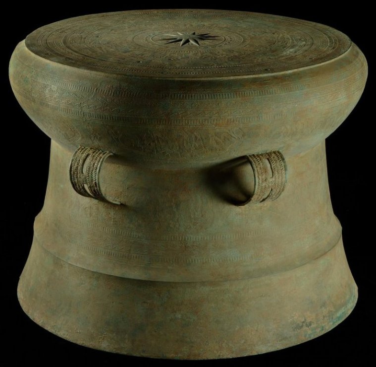 BRONZE DONG SON KETTLE DRUM