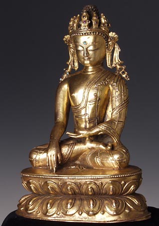 The Crowned Buddha represents Buddhahood rather than a specific Buddha such as the Buddha of our world age, Shakyamuni.