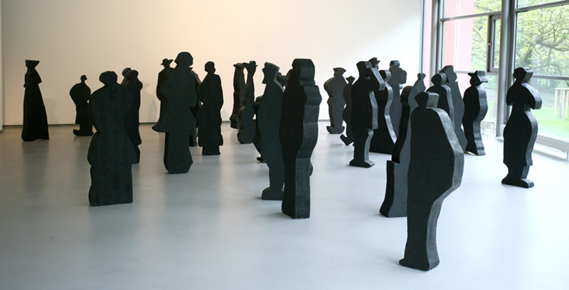Sculptures in wood by Yang Qi, 2012 Ludwig Galerie, Oberhausen