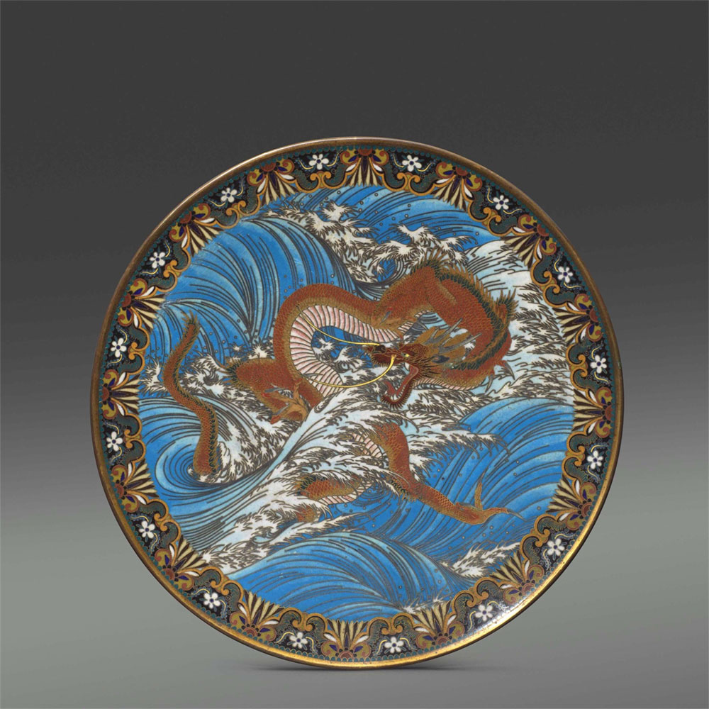 ENAMEL CHARGER WITH DRAGON
