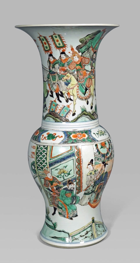 Chinese Famille Verte Porcelain Phoenix-Tail Vase