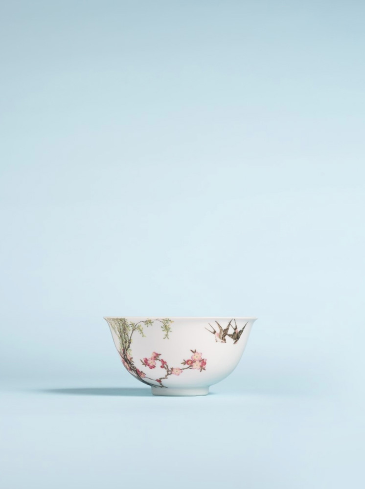 A highly important and superbly enamelled imperial falangcai ‘swallow’ bowl