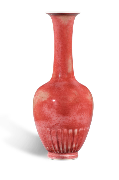 A fine and outstanding peachbloom-glazed vase